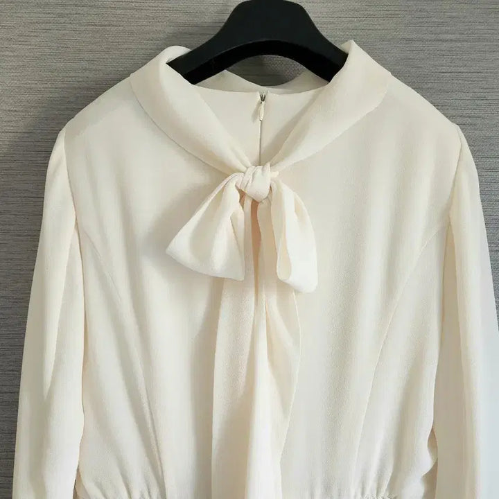 [SOLD OUT] 모조에스핀 타이 레이스 원피스