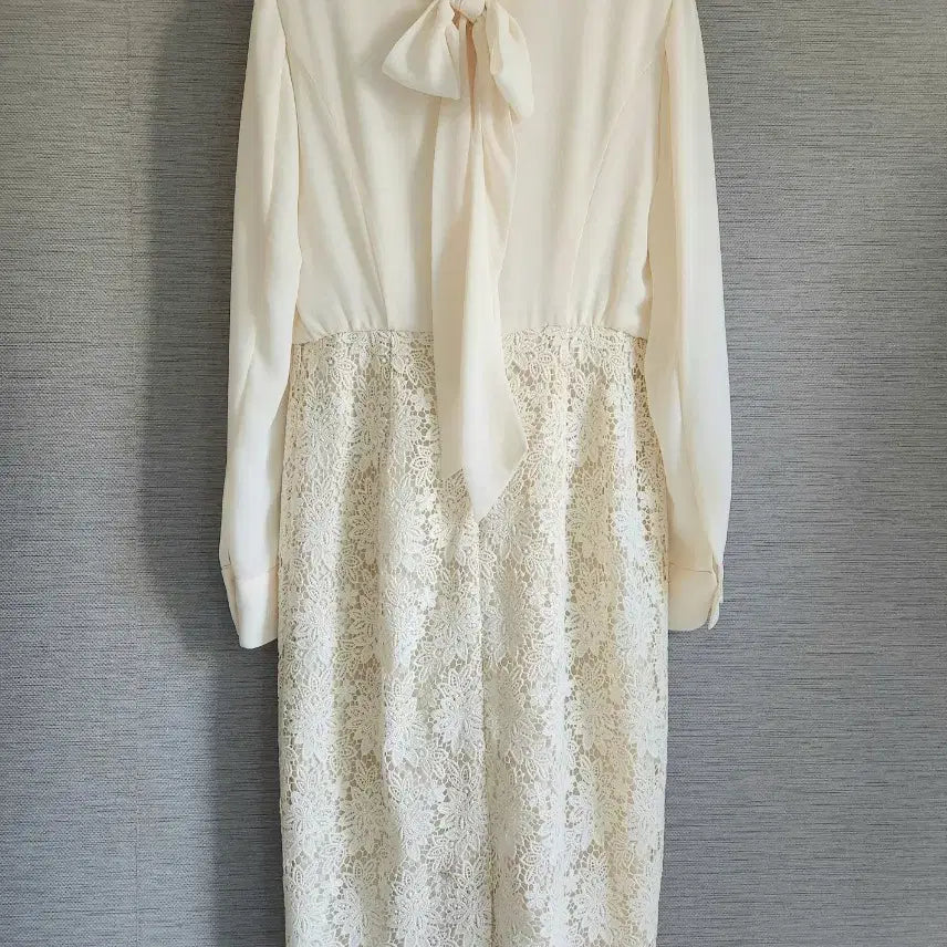 [SOLD OUT] 모조에스핀 타이 레이스 원피스
