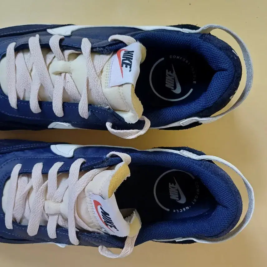 [BUNJANG] Nike Waffle Debut Navy Sneakers / (275)나이키 와플 데뷔 네이비