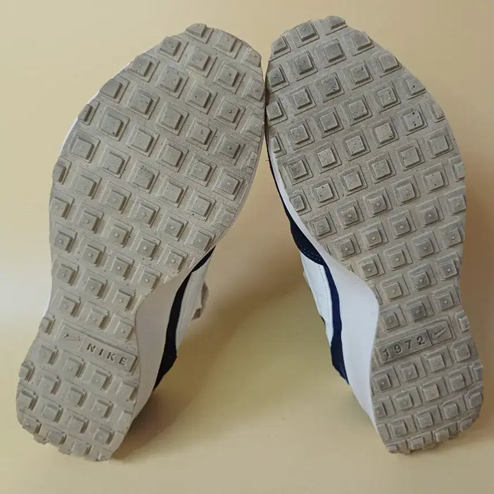 [BUNJANG] Nike Waffle Debut Navy Sneakers / (275)나이키 와플 데뷔 네이비