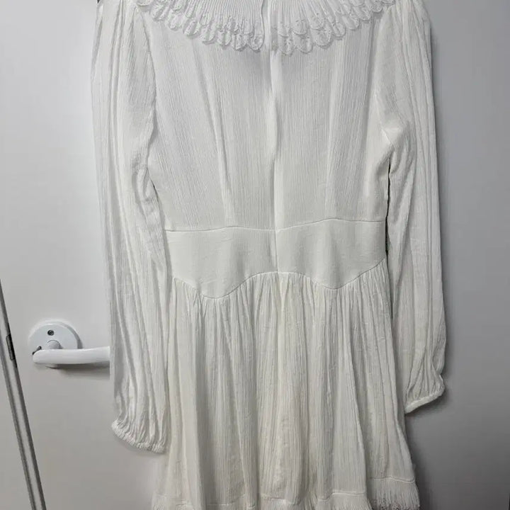 [BUNJANG] Synceden Lace Ribbon Mini Dress / 신스덴 레이스 리본 미니 원피스 M