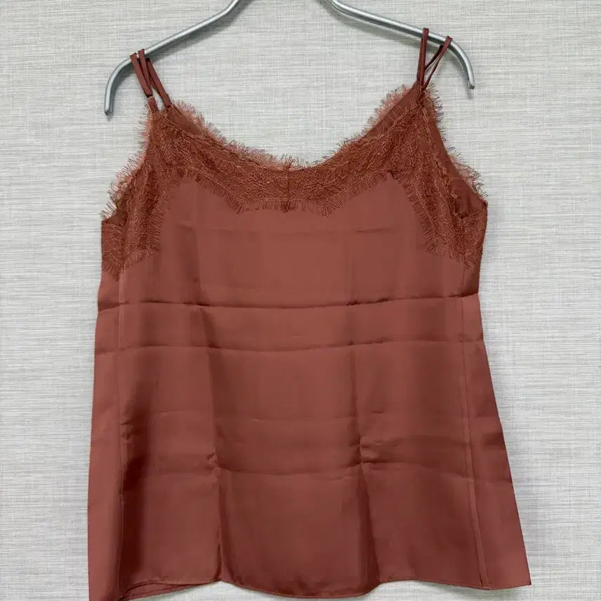 [SOLD OUT] 한섬 타임 레이스 슬립 브라운