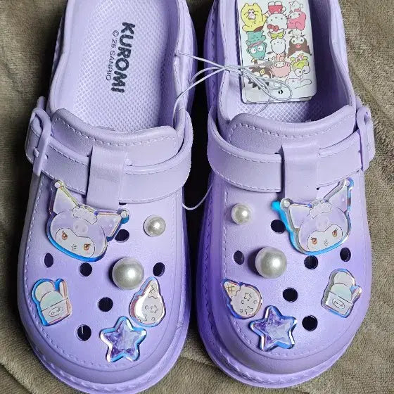 [BUNJANG] Kuromi Purple Two-Tone Sandals with Cubic Zibbitz / 쿠로미 보라색 투톤 샌들 슬리퍼 큐빅 지비츠 장식