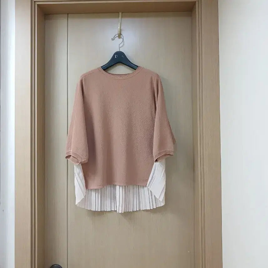 [SOLD OUT] 쁘랭땅 플리츠 니트블라우스