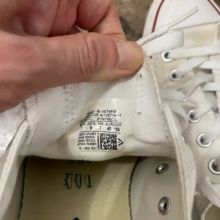 [BUNJANG] Converse Chuck Taylor White Sneakers / 컨버스 척테일러 흰색 255