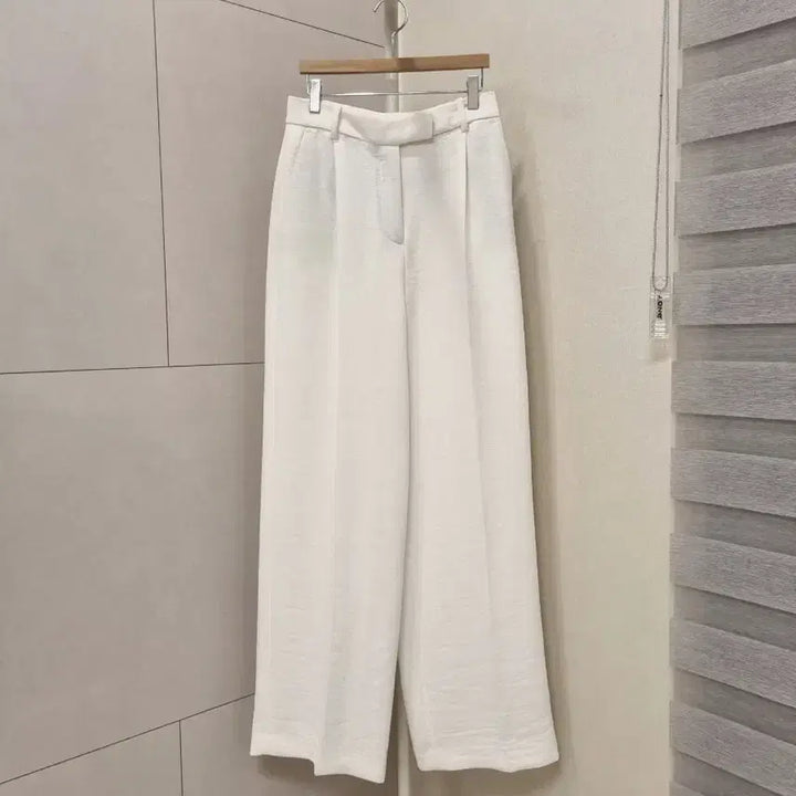 [BUNJANG] ZARA Straight White Slacks / 자라 스트레이트 화이트 슬랙스