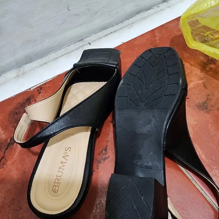 [BUNJANG] Black Leather Mule Slingback Sandals / 블랙 가죽 뮬 슬링백 샌들