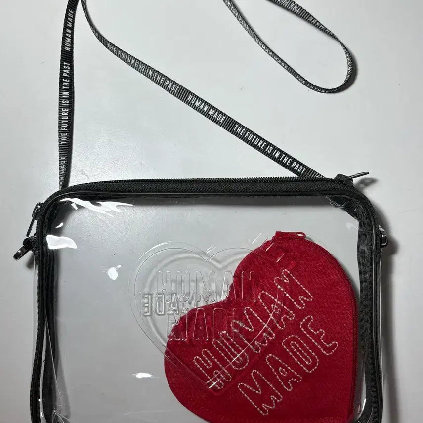 [BUNJANG] Human Made Clear Mini Crossbody Bag Heart Pouch / [정품/인기템] 휴먼메이드 클리어 미니 크로스백 하트 파우치