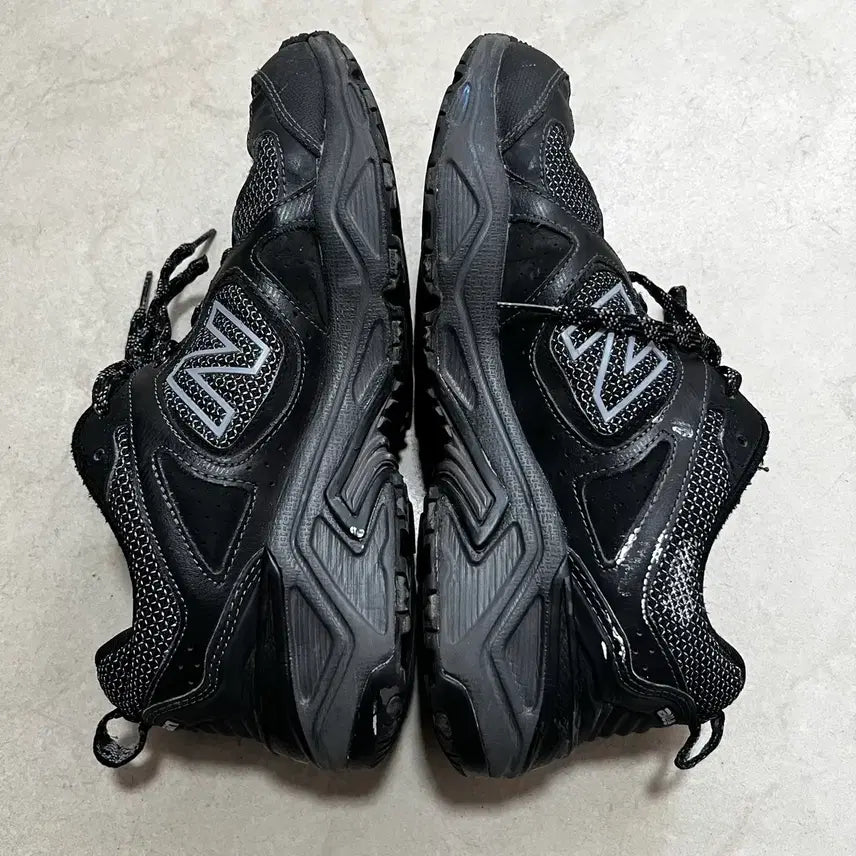 [BUNJANG] New Balance 481 v3 Tracking Shoes (255mm) / 뉴발란스 481 v3 255