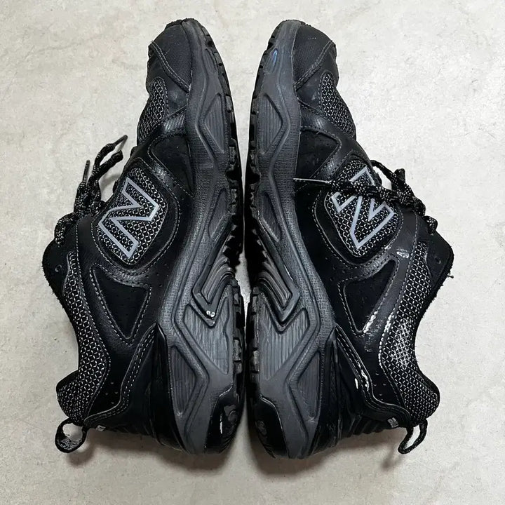[BUNJANG] New Balance 481 v3 Tracking Shoes (255mm) / 뉴발란스 481 v3 255
