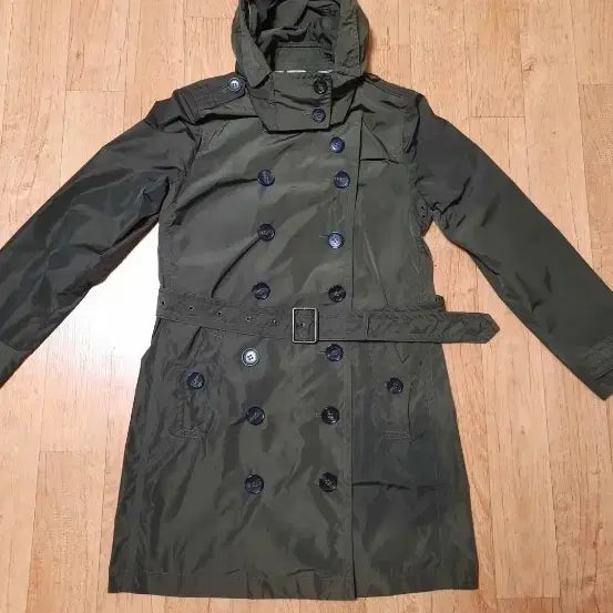 [BUNJANG] Burberry Brit Waterproof Hooded Trench Coat Khaki Size UK10 / 100%정품/새옷수준)버버리 브릿 후드 방수 트렌치코트,카키색,66~77