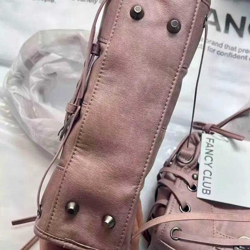 [BUNJANG] Fancy Club Belted Washed Leather Mini Bag Baby Pink / 팬시클럽 fancy club 벨티드 워싱 레더 미니 백 베이비핑크