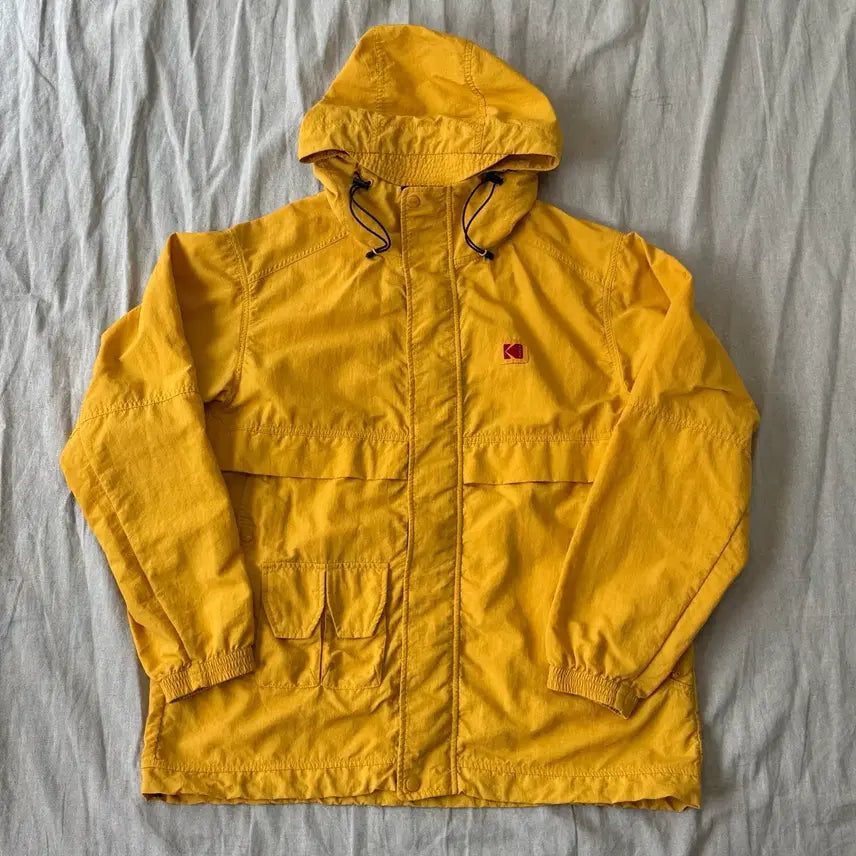 [BUNJANG] Kodak Nylon Yellow Windbreaker M / 코닥 나일론 노란색 바람막이 M