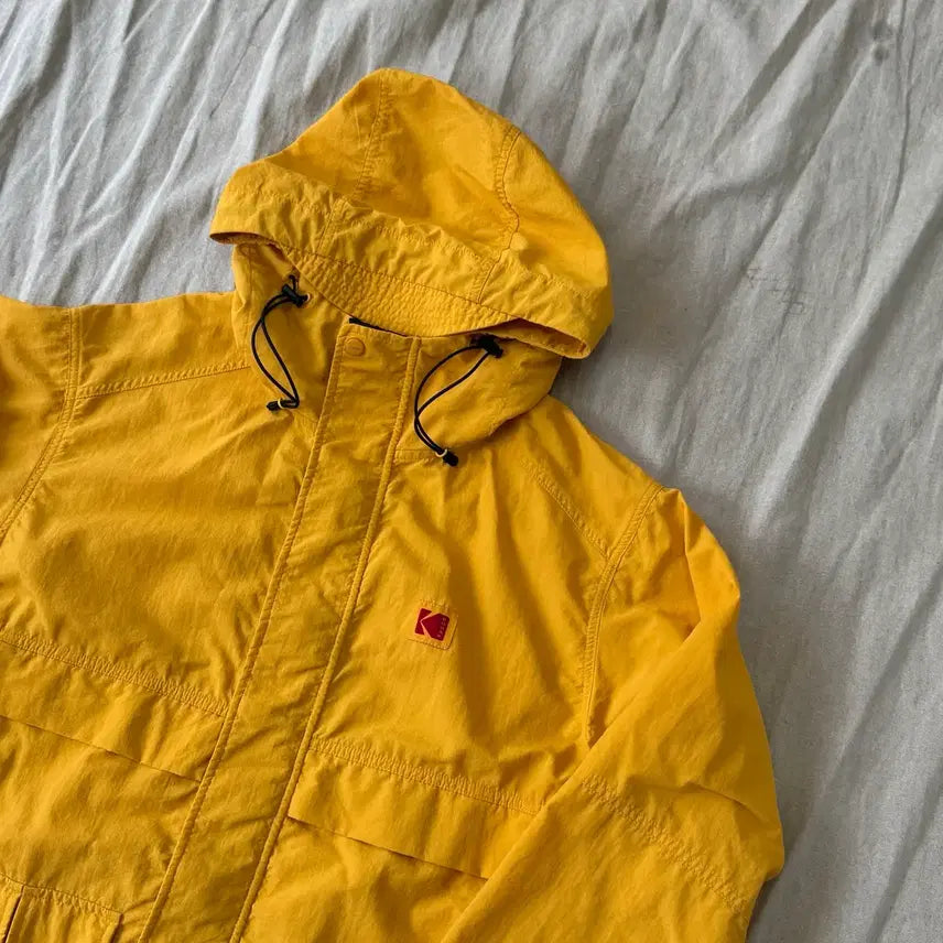 [BUNJANG] Kodak Nylon Yellow Windbreaker M / 코닥 나일론 노란색 바람막이 M