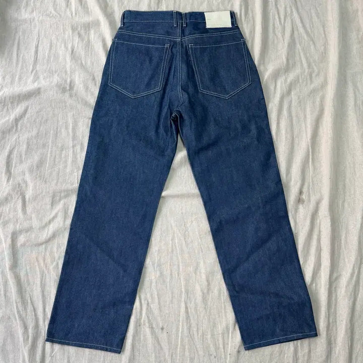 [SOLD OUT] 포터리 논워시드 트위스트 블루 데님팬츠 2