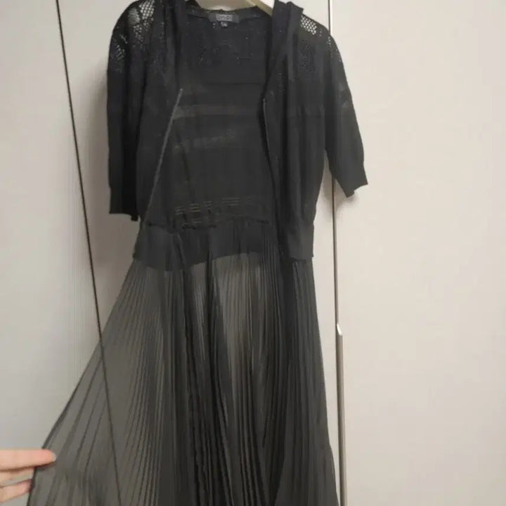 [BUNJANG] Egoist Pleated Hooded Long Cardigan / 에고이스트 플리츠 후드롱가디건