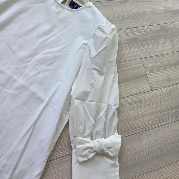 [BUNJANG] White Blouse (New) / 화이트 블라우스(새상품)