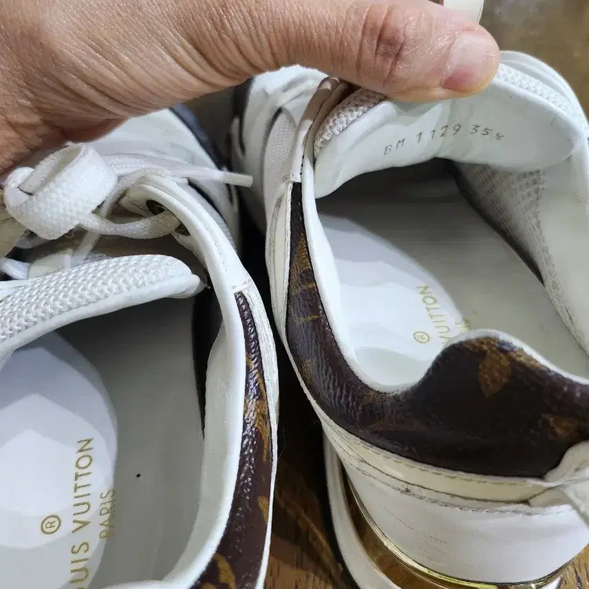 [BUNJANG] Louis Vuitton Run Away Sneakers / 루이비통신발