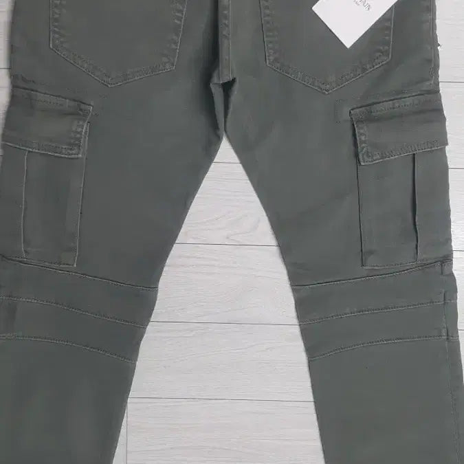 [BUNJANG] BALMAIN Cargo Pants 30-inch (No.224) / BALMAIN 발망(사방스판) 카고바지 30인치(No.224)새상품!