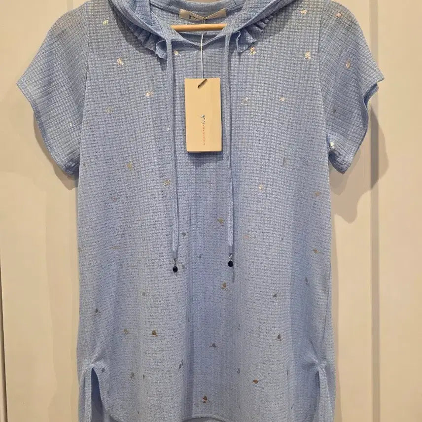 [BUNJANG] Givy Light Blue Hooded Top / Givy 기비 하늘색 후드 시원한 탑
