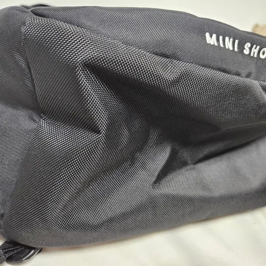 [SOLD OUT] 노스페이스 미니샷 백팩 NM2DR03A 블랙