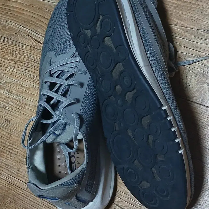 [BUNJANG] GIOX Respira Gray Sneakers 260mm / 지오엑스 레스피라 그레이 운동화 260mm