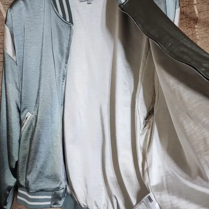 [BUNJANG] Kith Satin Bomber Jacket (XL) / 키스 (KITH)앤킨 새틴 봄버 자켓 (XL)