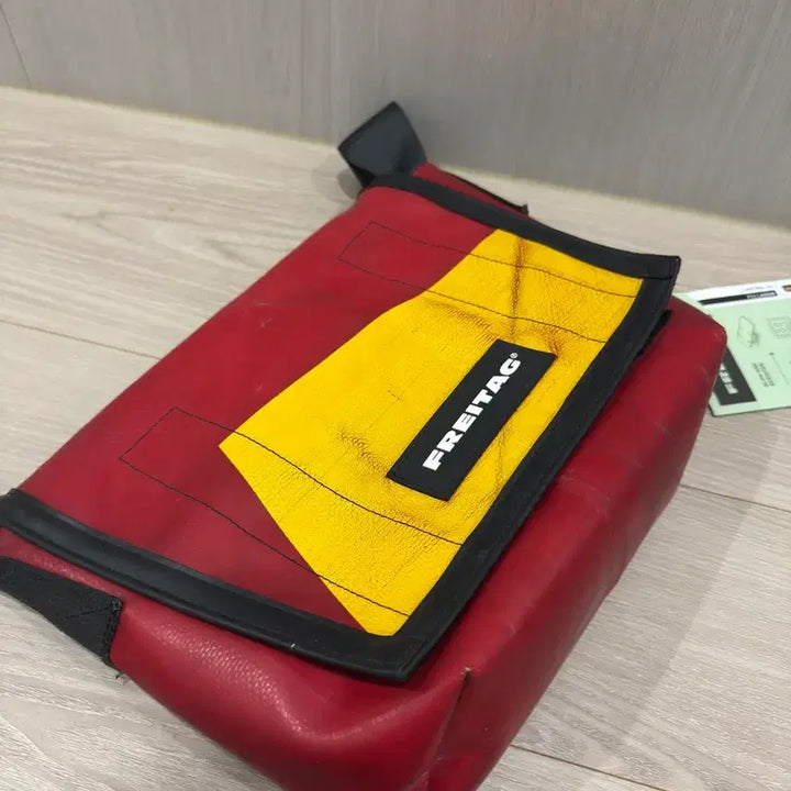 [SOLD OUT] 프라이탁 라씨