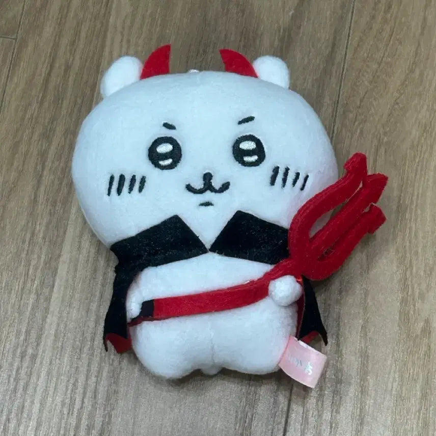 [BUNJANG] Chiikawa Dracula Vampire Demon Plush Doll / 치이카와 드라큘라 뱀파이어 악마 누이 인형 판매