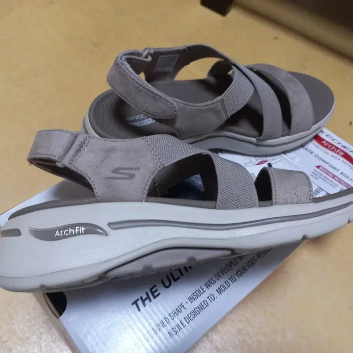 [BUNJANG] Skechers Go Walk Arch Fit Sandals Gray / [235] 스케쳐스 고워크 아치핏 샌들 그레이 새상품