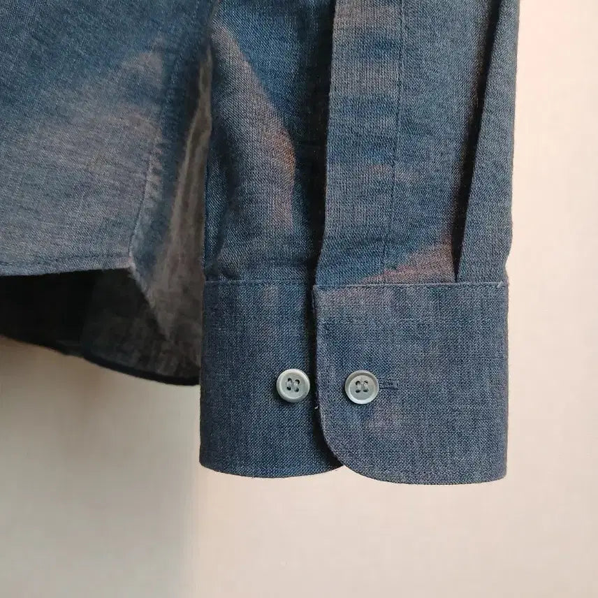 [BUNJANG] Dupont Denim Long Sleeve Shirt (Size 100) / 듀퐁 데님 스타일 긴팔 남방 셔츠 사이즈100. A급