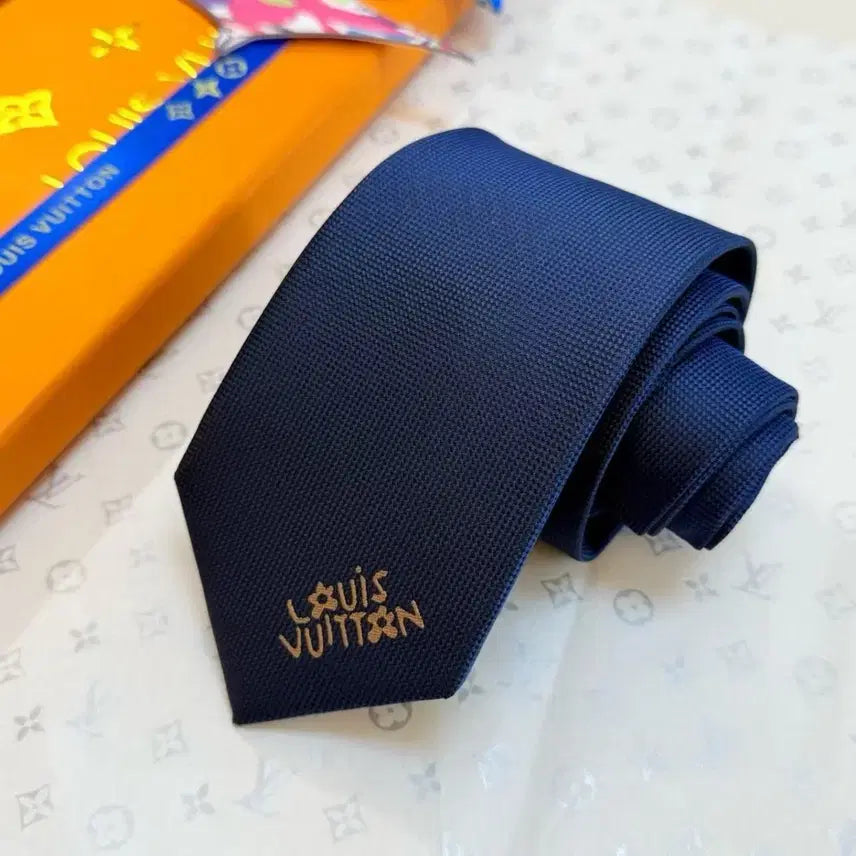 [BUNJANG] Louis Vuitton Dog Embroidery Navy Tie / 루이비통 강아지 네이비 넥타이