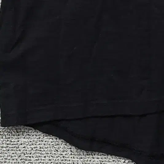 [BUNJANG] Under Armour Black Logo Short Sleeve T-shirt / 언더아머 블랙 로고 반팔티 LG/G/G