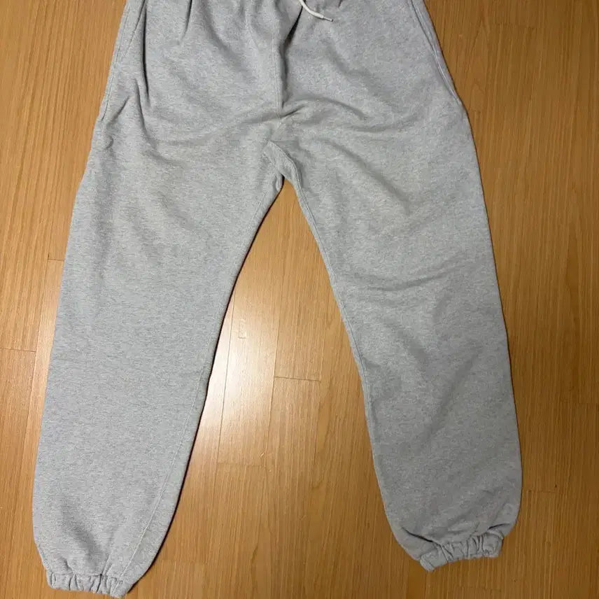 [BUNJANG] Outstanding Sweatpants L / 아웃스탠딩 스웻팬츠 L