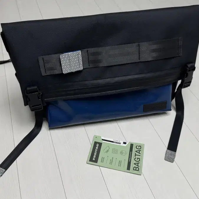 [BUNJANG] Freitag F685 Henry Messenger Bag / 프라이탁 F685 헨리 메신저백 블랙/네이비
