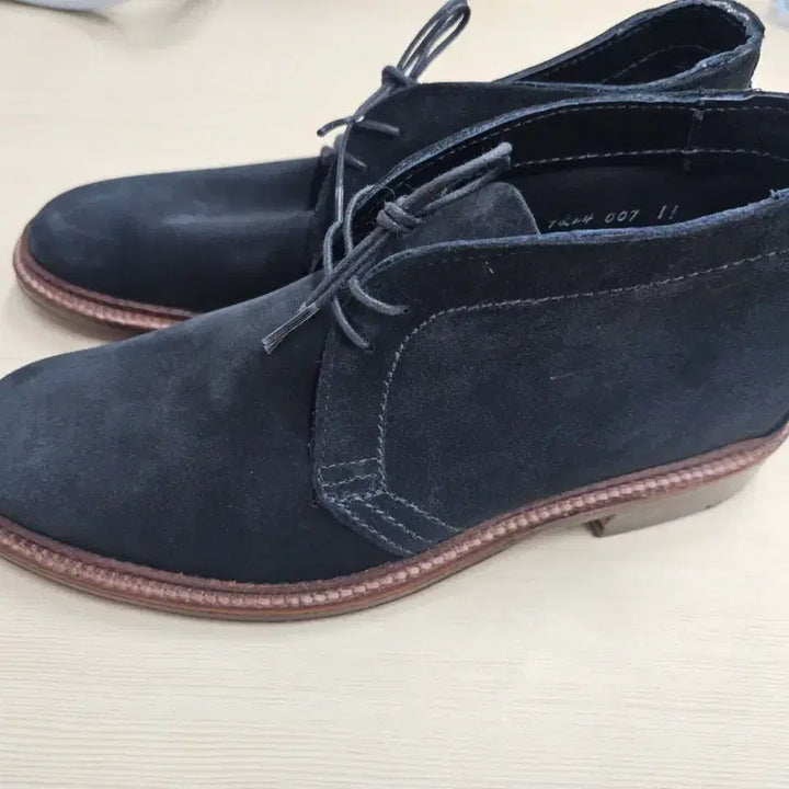 [SOLD OUT] 알든 스웨이드 처카 1497 블랙 6.5E