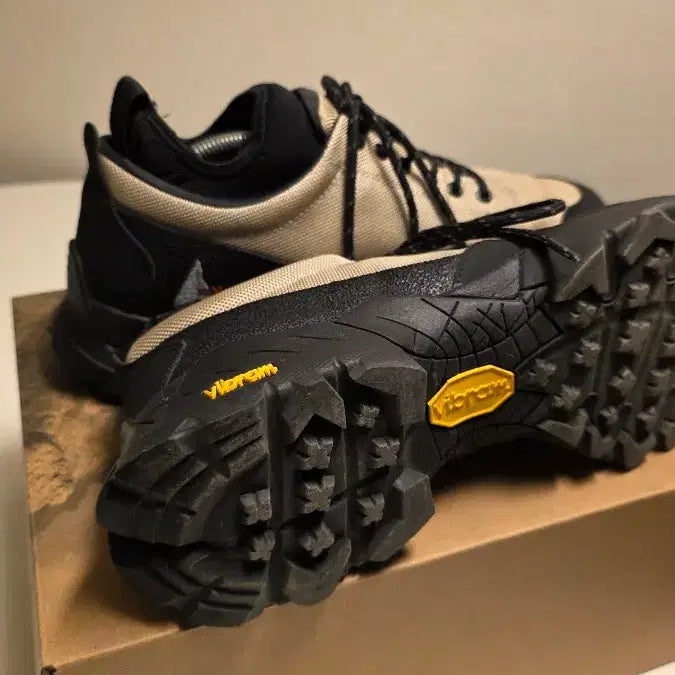 [BUNJANG] Roa Neal 43 Shoes / 로아 닐 43