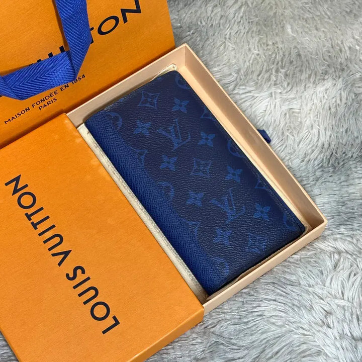 [BUNJANG] Louis Vuitton Brazza Wallet Cobalt Blue Long Wallet / 루이비통 브라짜월릿 장지갑 코발트블루
