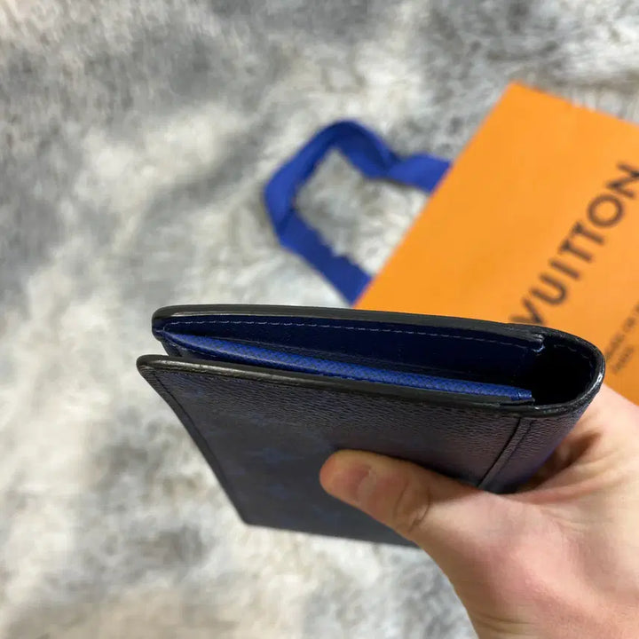[BUNJANG] Louis Vuitton Brazza Wallet Cobalt Blue Long Wallet / 루이비통 브라짜월릿 장지갑 코발트블루