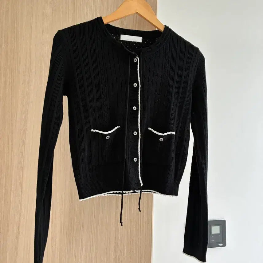 [SOLD OUT] 르플레인 코츠 니트 가디건 블랙 Cots Knit Cardigan