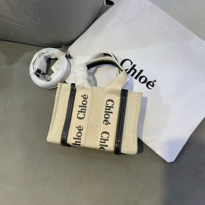 [BUNJANG] Chloé Woody Tote Bag Small Ivory / 끌로에 우디 토트백 스몰 아이보리