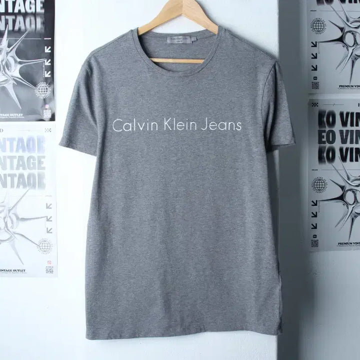 [BUNJANG] Calvin Klein Lettering T-shirt / (L-XL) 캘빈클라인 반팔 티셔츠 레터링 그레이 놈코어-18572