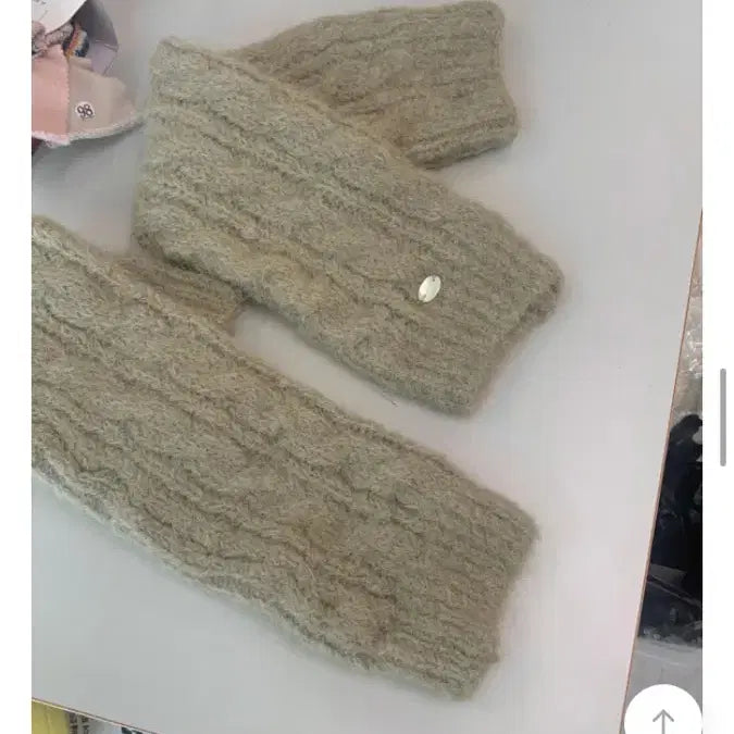 [BUNJANG] Oini OROSY Fur Leg Warmer / 오이니 오로지 퍼 레그워머 호지차 발토시