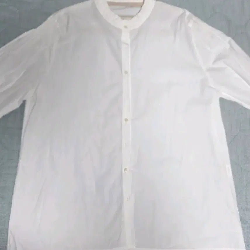 [SOLD OUT] 화이트 헨리넥 롱 슬리브 블라우스