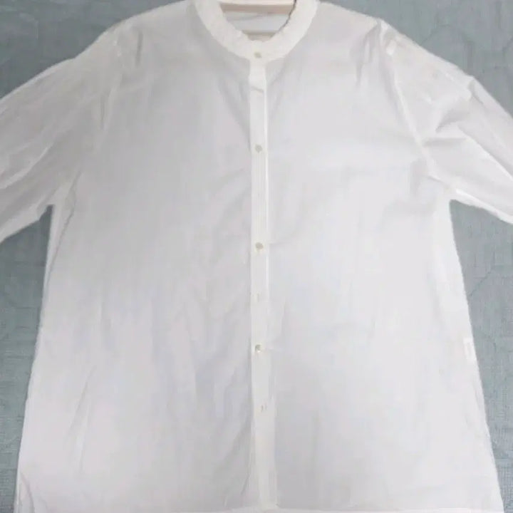 [SOLD OUT] 화이트 헨리넥 롱 슬리브 블라우스