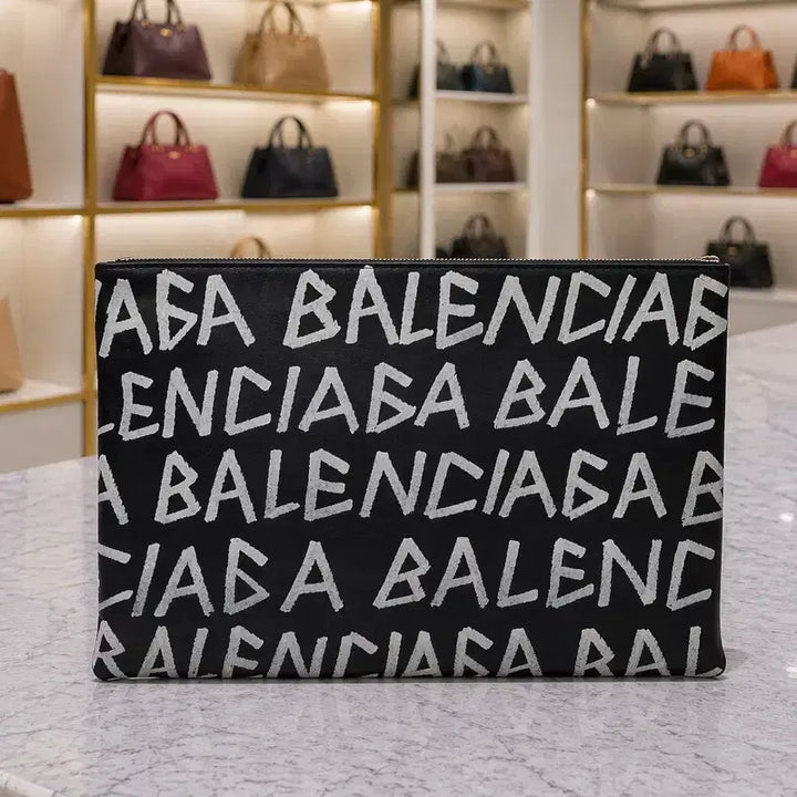 [BUNJANG] Balenciaga Gothic Clutch Bag / [A급] 발렌시아가 고딕 클러치 판매합니다!!!