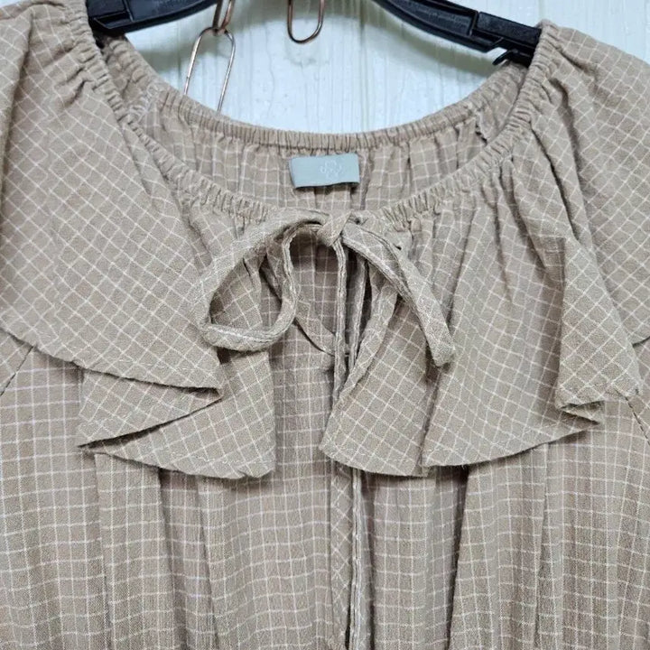 [SOLD OUT] 530. 베이지면원피스