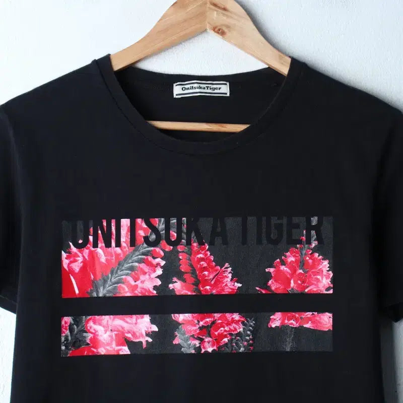 [BUNJANG] Onitsuka Tiger Big Logo Flower T-shirt / W(S-M) 오니츠카타이거 반팔 티셔츠 빅로고 플라워 블랙-18575