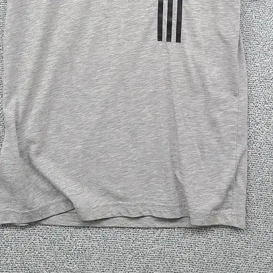 [BUNJANG] Adidas Light Gray Cotton T-Shirt (M) / 아디다스 라이트 그레이 반팔티 M