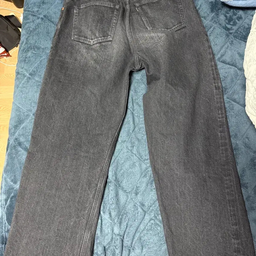 [BUNJANG] Herill Chiota Denim 4PK Black Jeans / 헤릴 시오타 데님 4PK 블랙